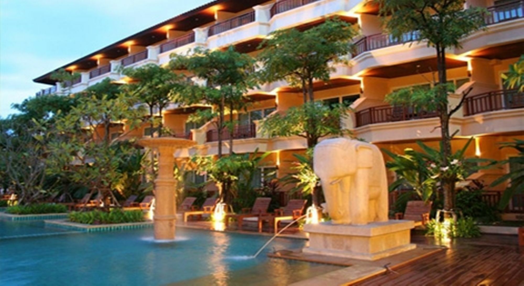 פאטאיה Avalon Beach Resort מראה חיצוני תמונה